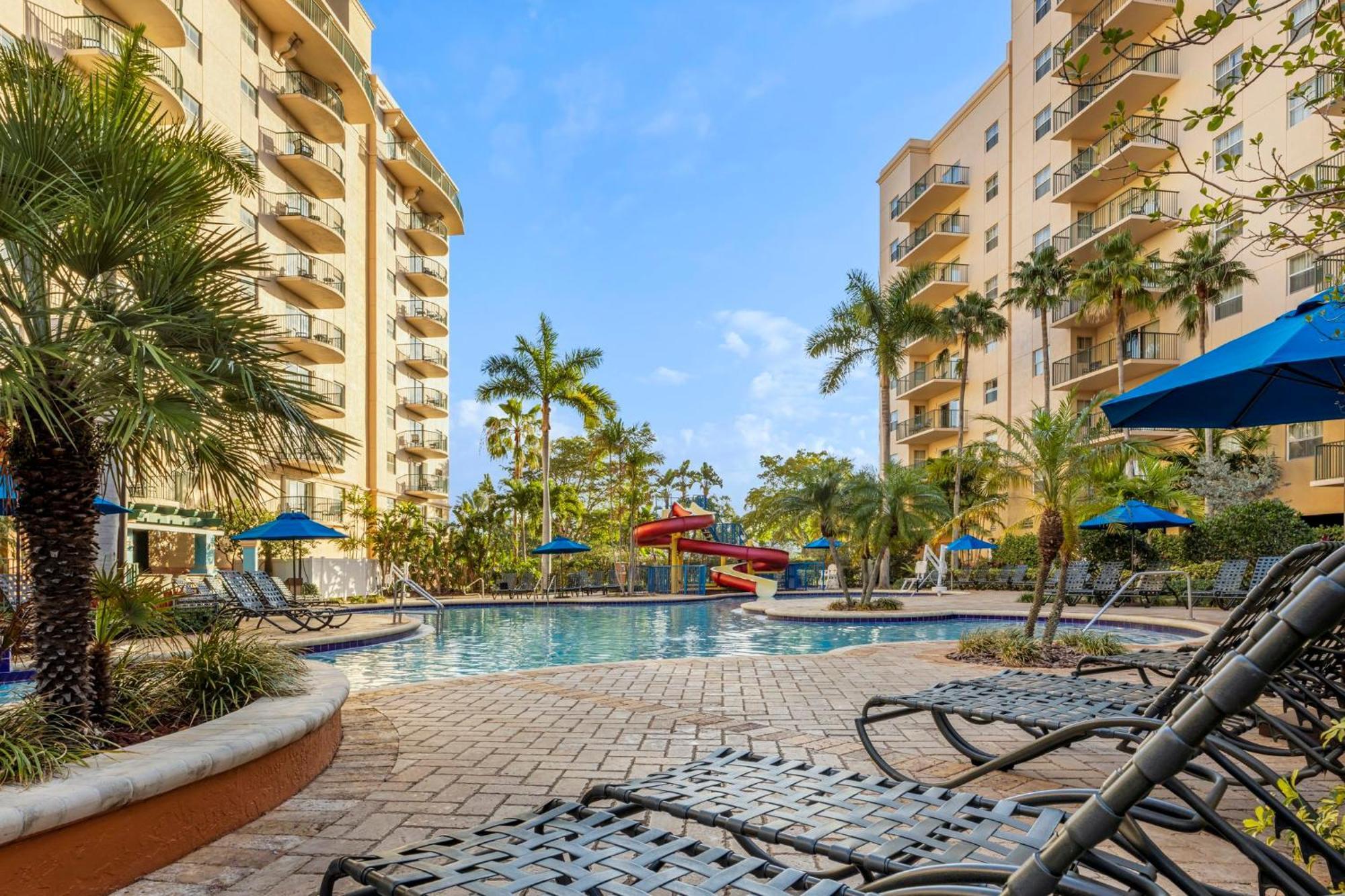 Club Wyndham Palm-Aire Hotel Pompano Beach Buitenkant foto