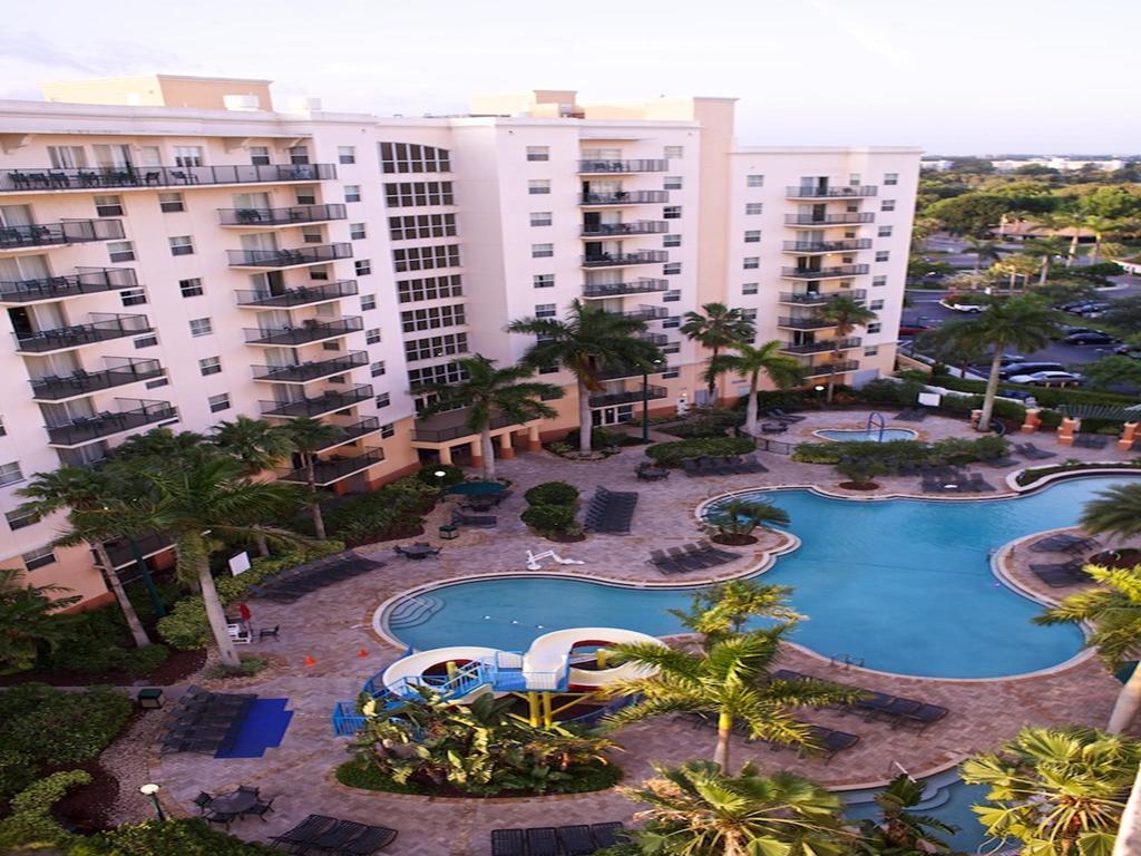 Club Wyndham Palm-Aire Hotel Pompano Beach Buitenkant foto